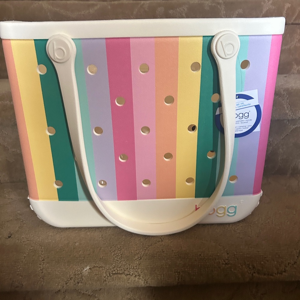 - NWT COLOR BURST BABY BOGG BAG